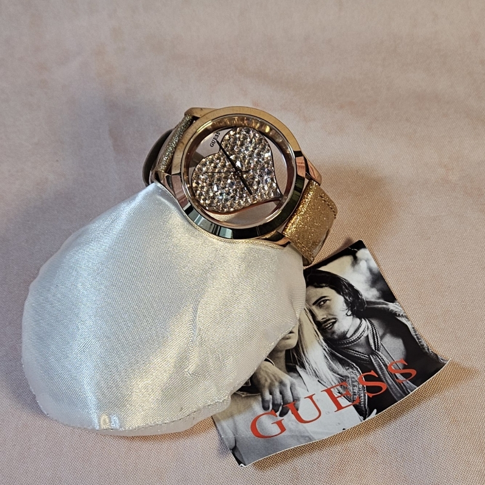 Guess Champagne Gold Floating Heart Watch⌚️New Battery!